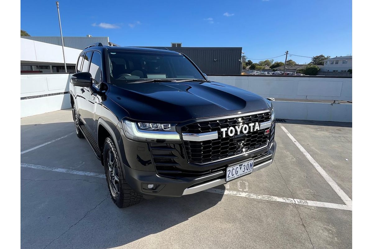 2022 Toyota Landcruiser GR Sport FJA300R