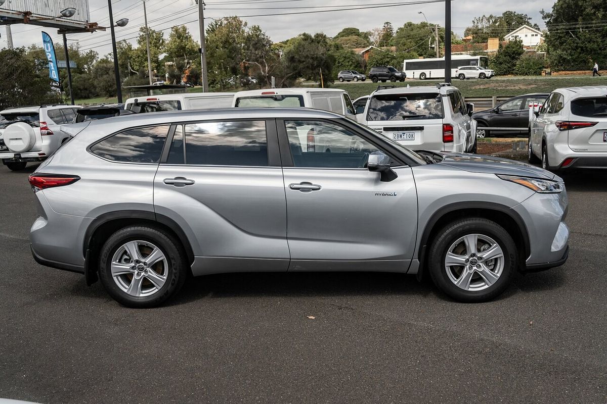 2023 Toyota Kluger