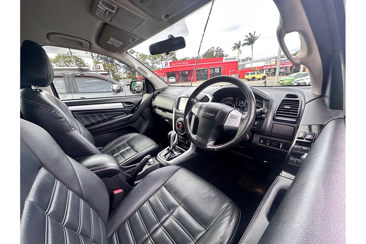 2017 Isuzu MU-X LS-T