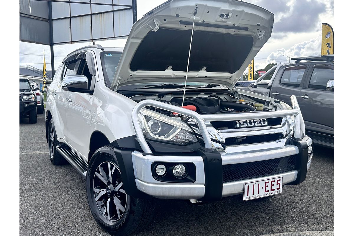 2017 Isuzu MU-X LS-T