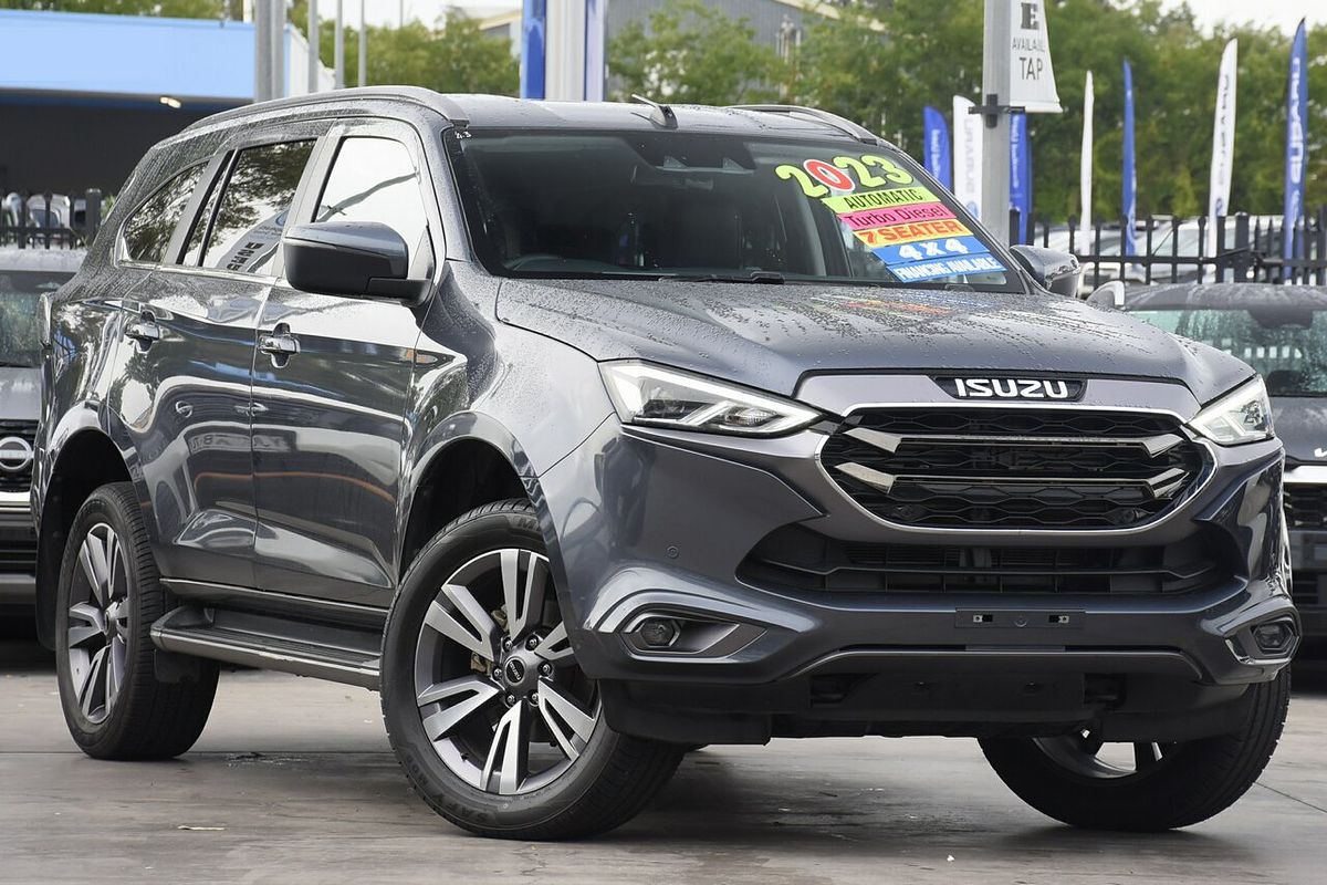 2023 Isuzu MU-X LS-T