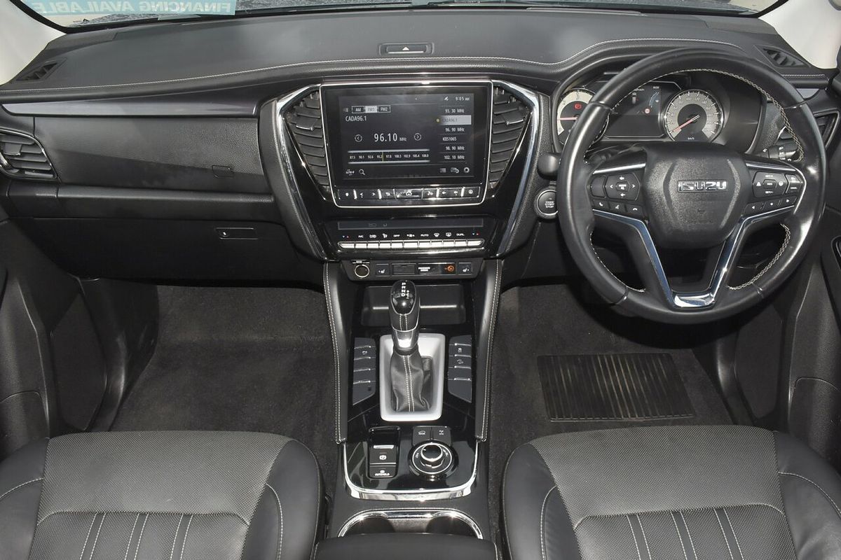 2023 Isuzu MU-X LS-T