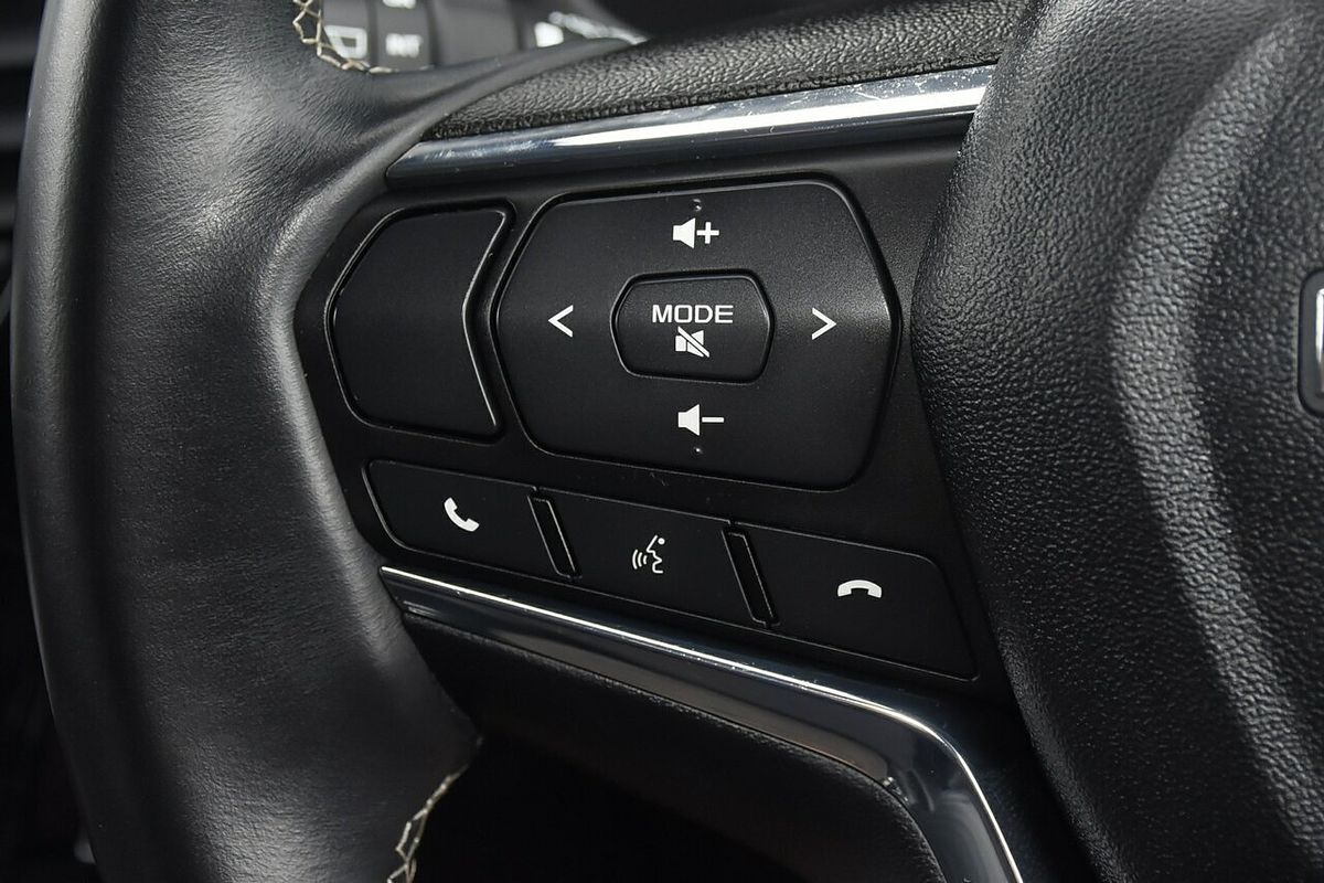 2023 Isuzu MU-X LS-T