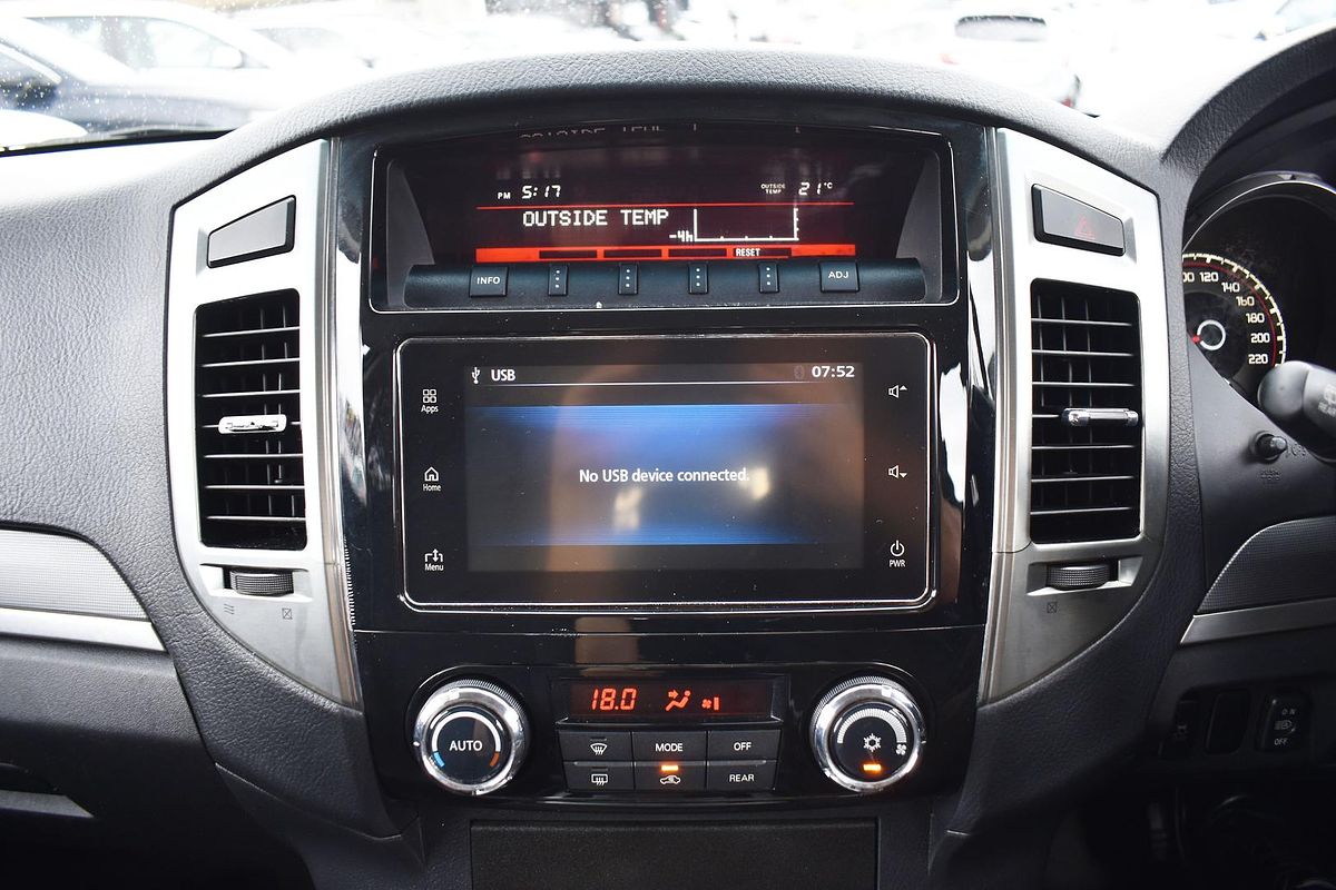 2021 Mitsubishi Pajero GLX NX