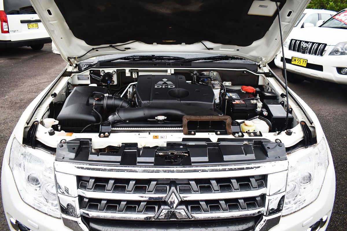 2021 Mitsubishi Pajero GLX NX