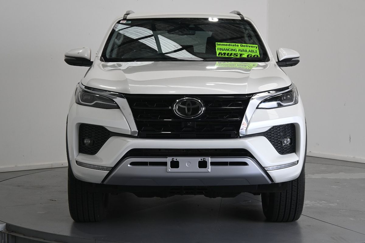 2022 Toyota Fortuner Crusade GUN156R