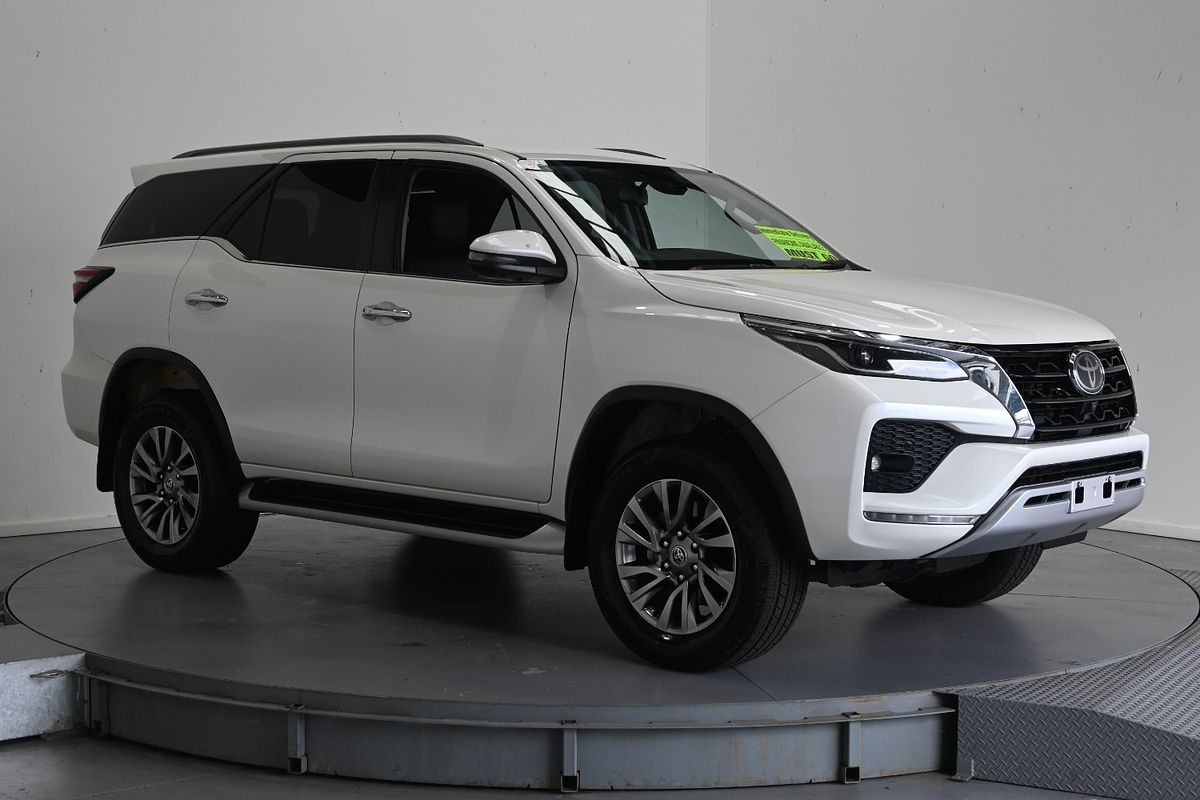 2022 Toyota Fortuner Crusade GUN156R