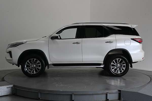 2022 Toyota Fortuner Crusade GUN156R