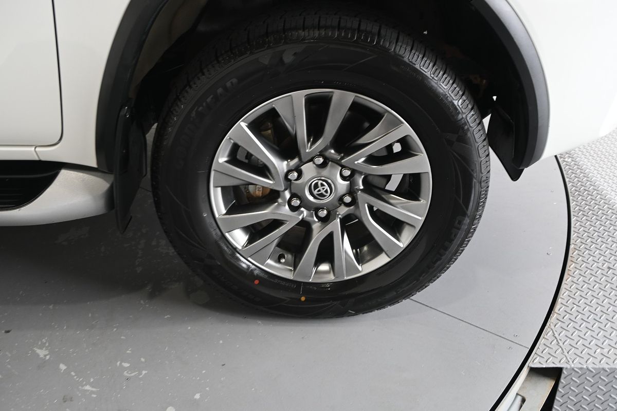2022 Toyota Fortuner Crusade GUN156R