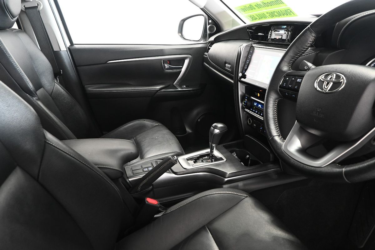 2022 Toyota Fortuner Crusade GUN156R