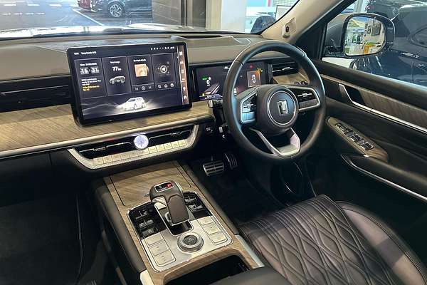 2024 GWM Tank 500 Lux Hybrid P03