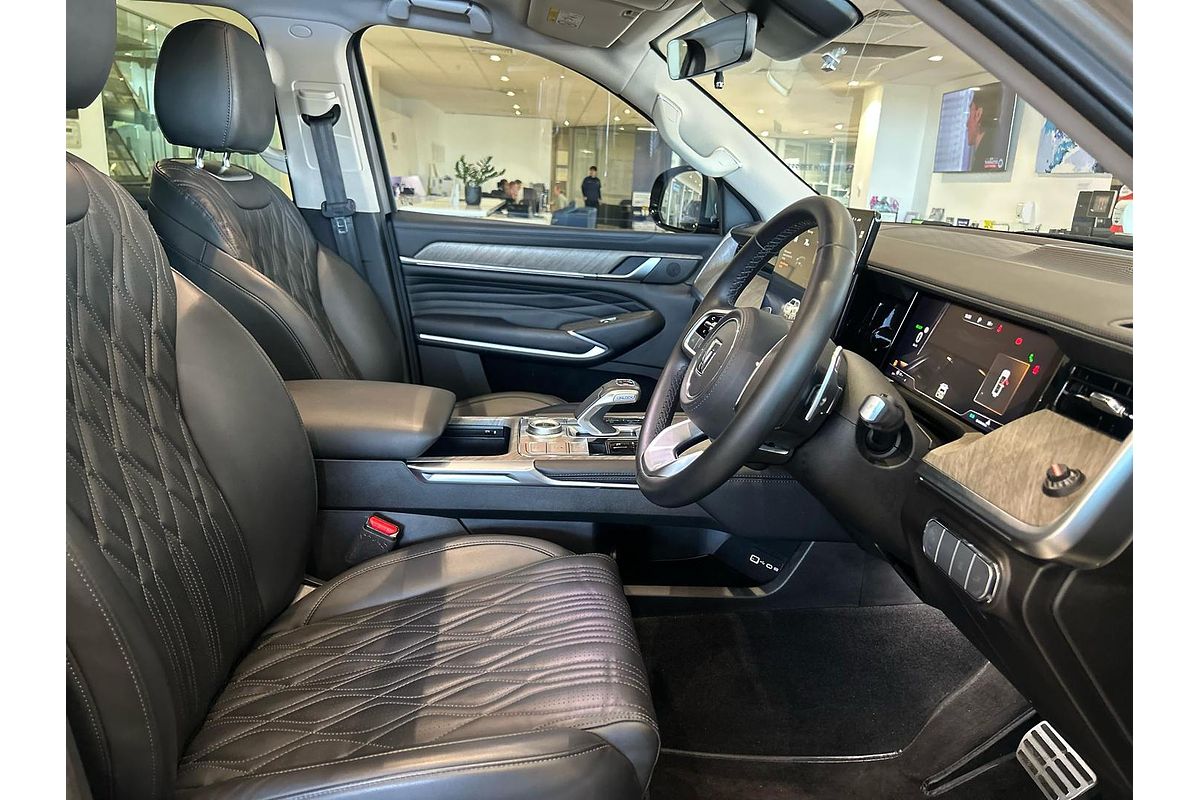 2024 GWM Tank 500 Lux Hybrid P03