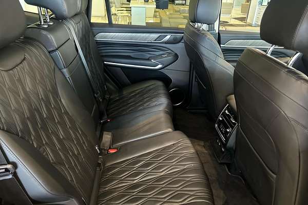 2024 GWM Tank 500 Lux Hybrid P03