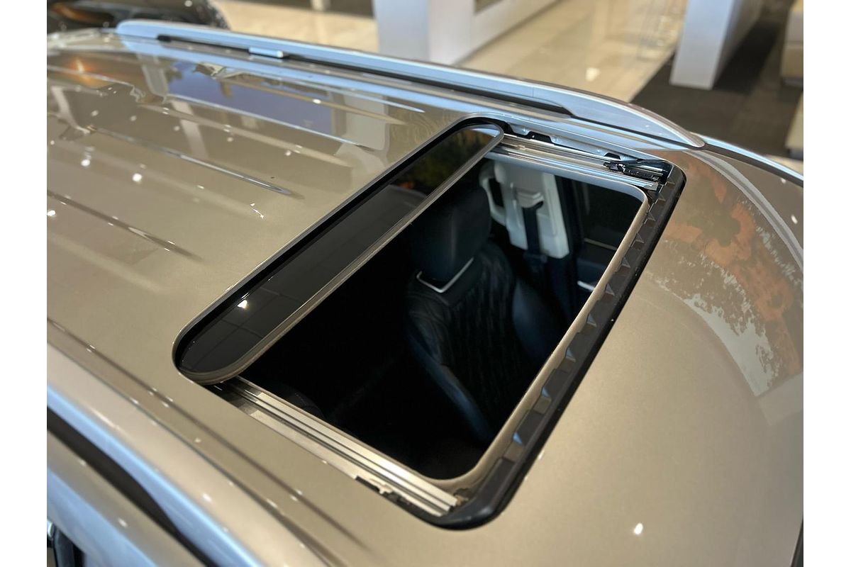 2024 GWM Tank 500 Lux Hybrid P03