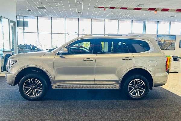 2024 GWM Tank 500 Lux Hybrid P03