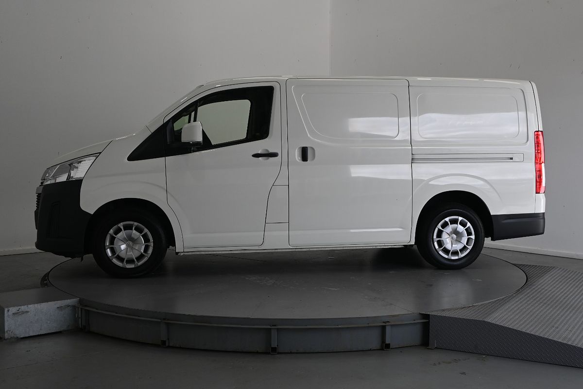 2021 Toyota Hiace GDH300R LWB