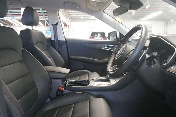 2024 MG HS Excite SAS23