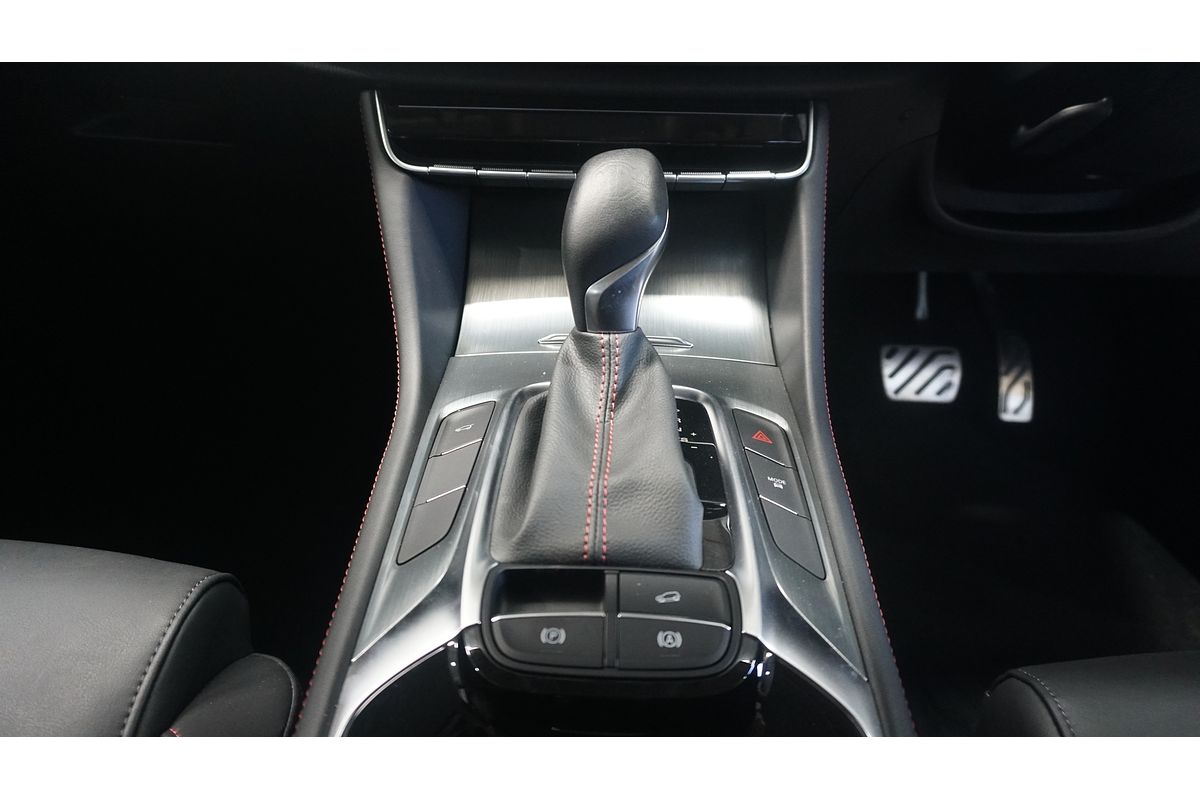 2024 MG HS Excite SAS23