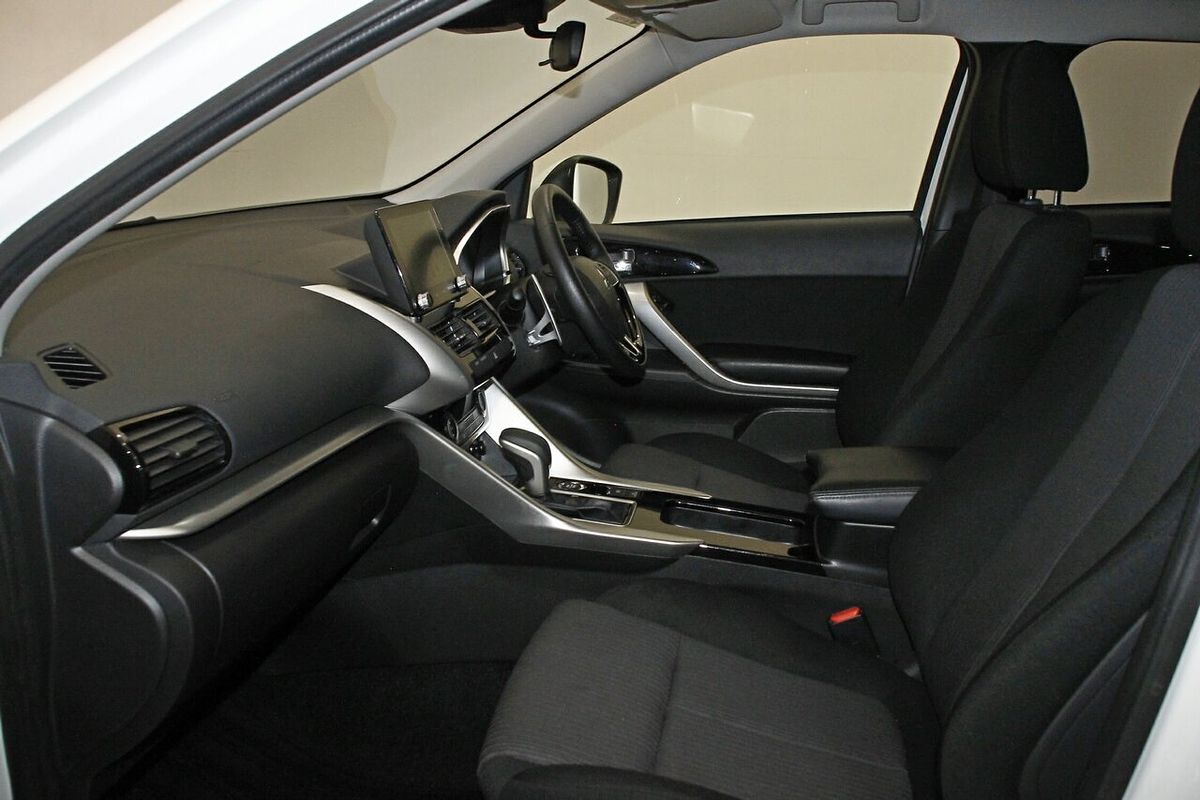 2023 Mitsubishi Eclipse Cross LS YB