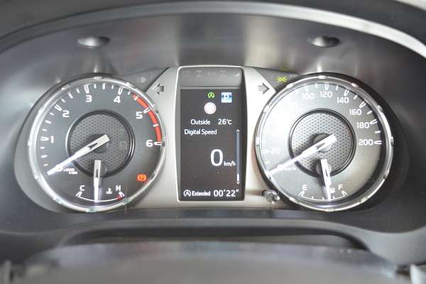 2024 Toyota Hilux SR5 48V GUN126R 4X4