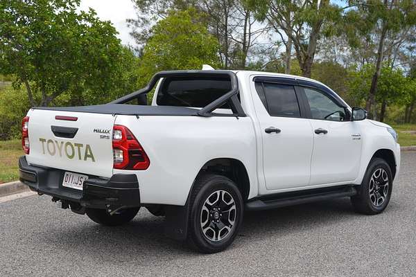 2024 Toyota Hilux SR5 48V GUN126R 4X4