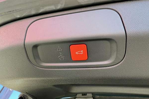 2025 Peugeot 408 GT Premium Hybrid P54