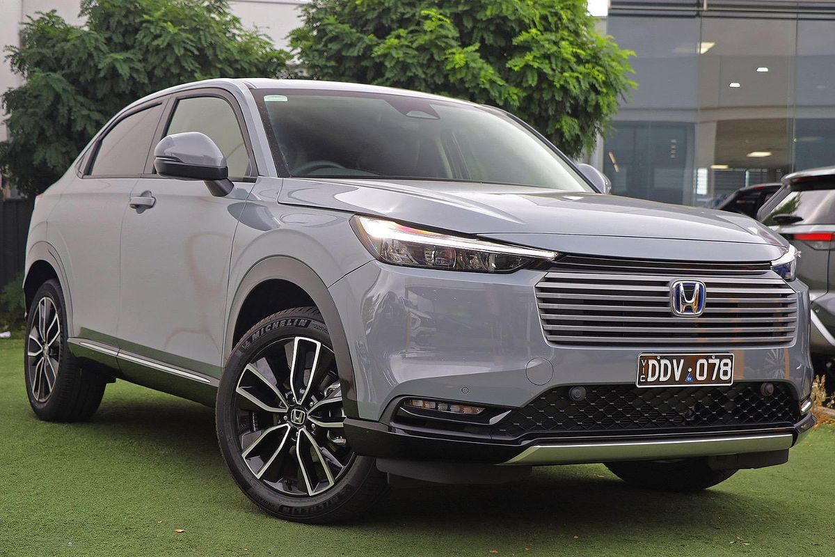 2025 Honda HR-V e:HEV X