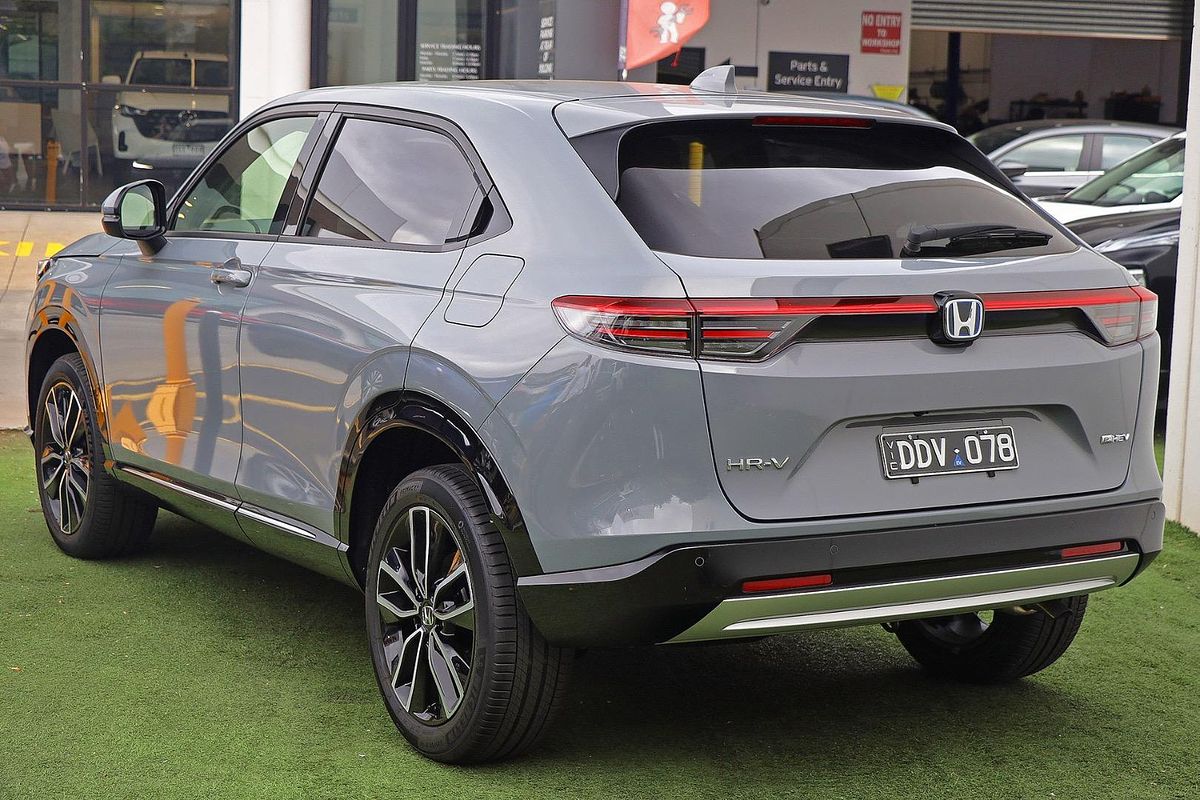 2025 Honda HR-V e:HEV X