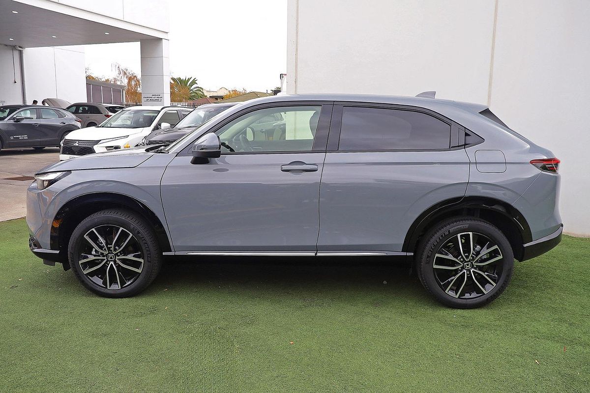 2025 Honda HR-V e:HEV X