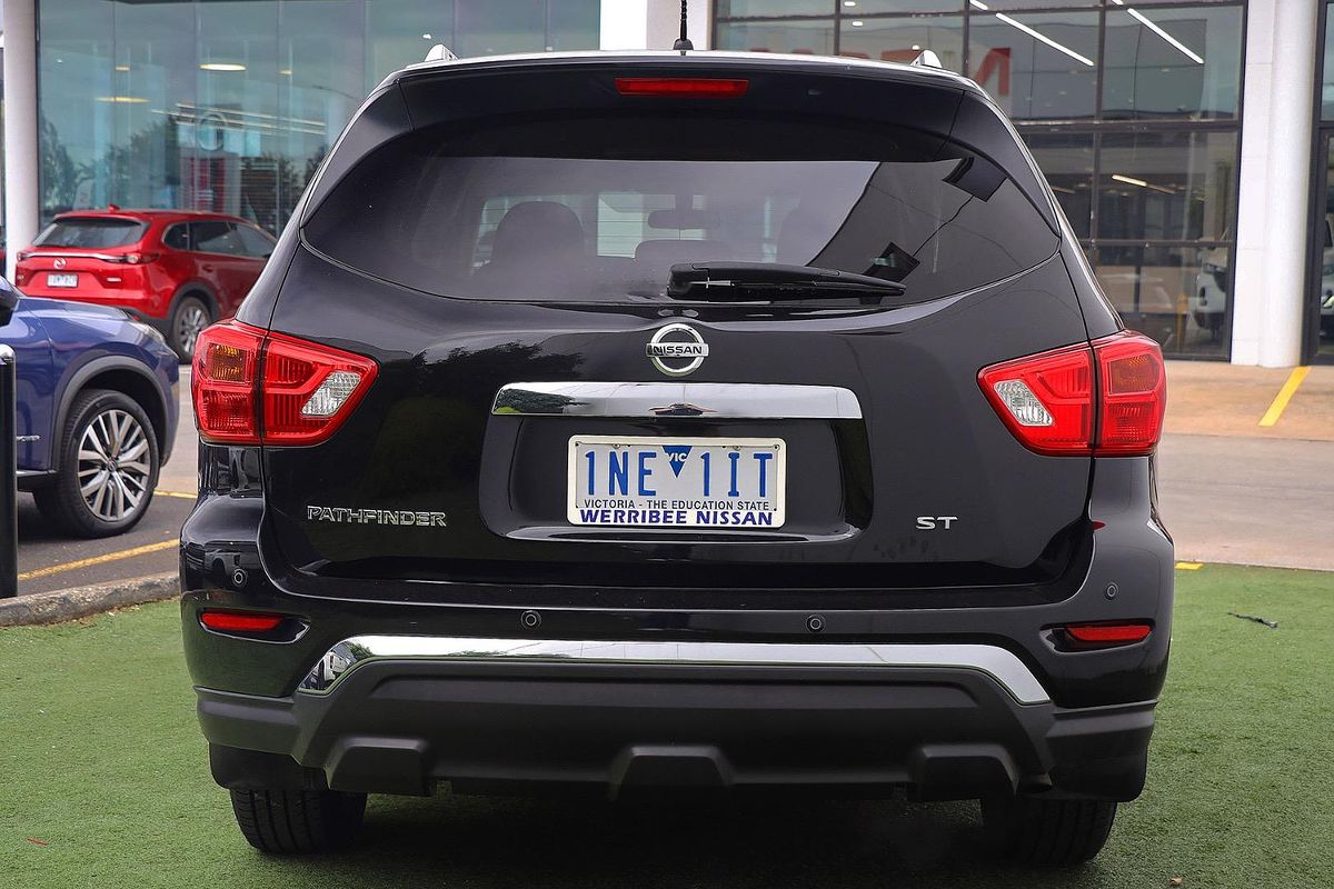 2018 Nissan Pathfinder ST R52 Series II