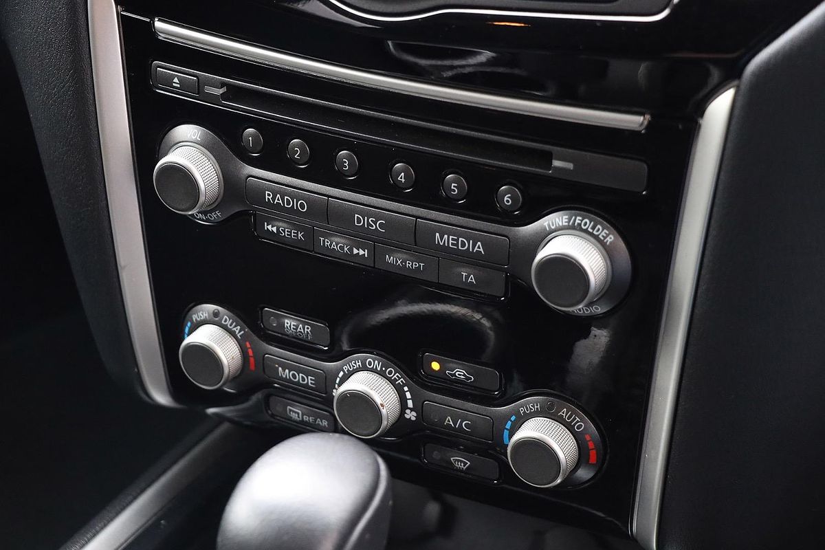 2018 Nissan Pathfinder ST R52 Series II