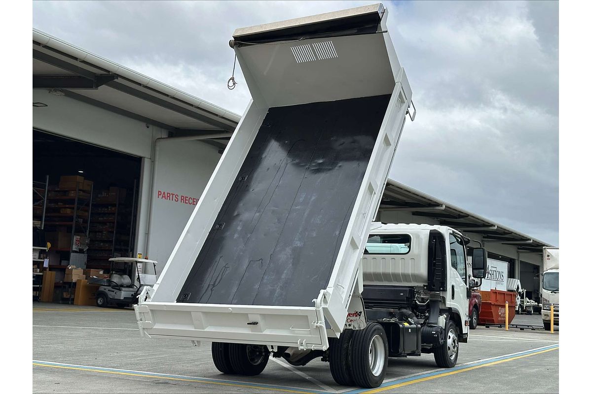 2023 Isuzu N Series NPR 75-190 Tipper
