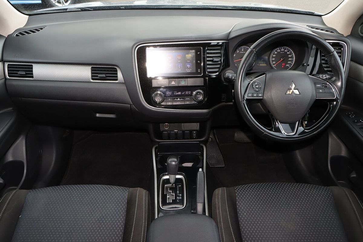 2016 Mitsubishi Outlander LS ZK