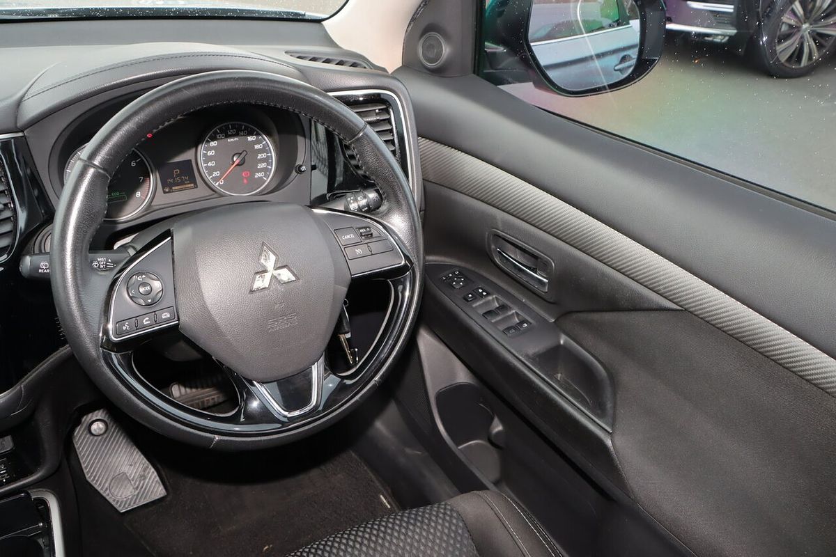 2016 Mitsubishi Outlander LS ZK
