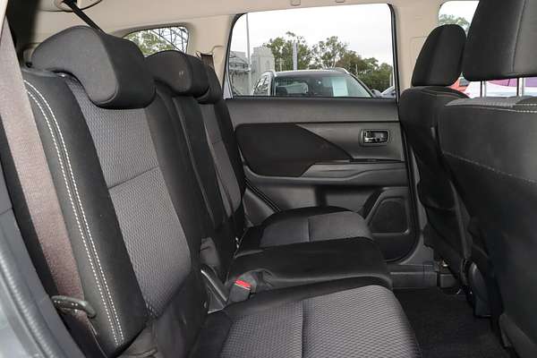2016 Mitsubishi Outlander LS ZK