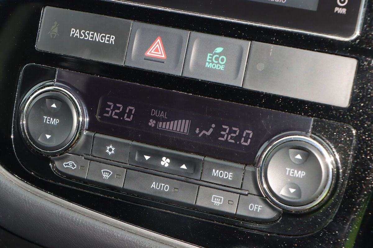 2016 Mitsubishi Outlander LS ZK