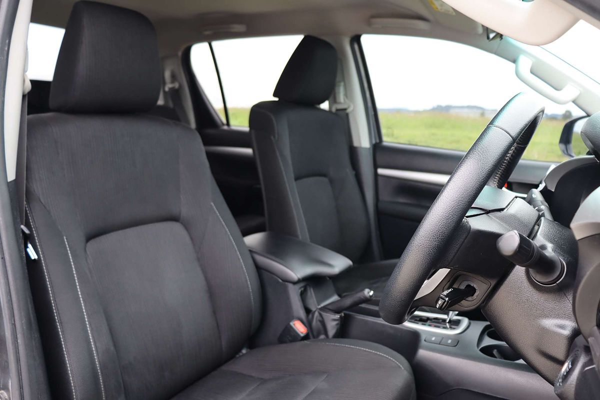 2022 Toyota Hilux SR5 GUN126R 4X4