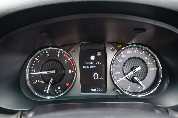 2022 Toyota Hilux SR5 GUN126R 4X4