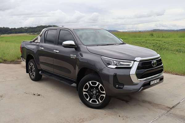 2022 Toyota Hilux SR5 GUN126R 4X4