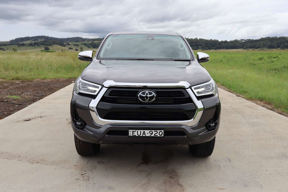 2022 Toyota Hilux SR5 GUN126R 4X4