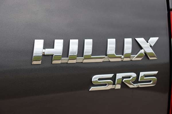 2022 Toyota Hilux SR5 GUN126R 4X4