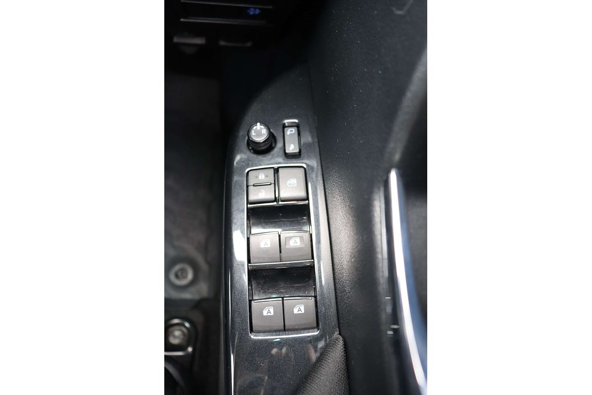 2022 Toyota Hilux SR5 GUN126R 4X4