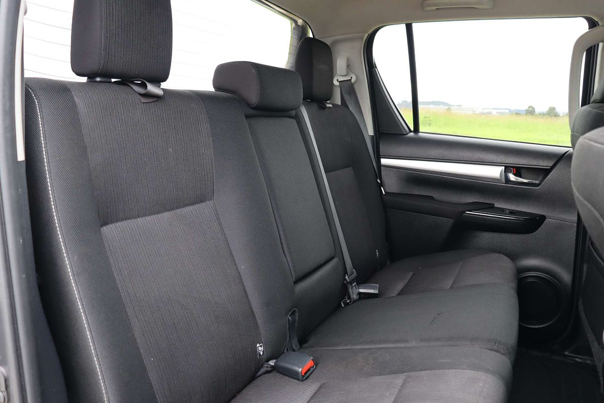 2022 Toyota Hilux SR5 GUN126R 4X4