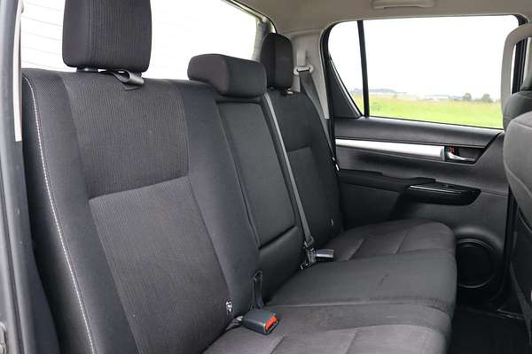 2022 Toyota Hilux SR5 GUN126R 4X4