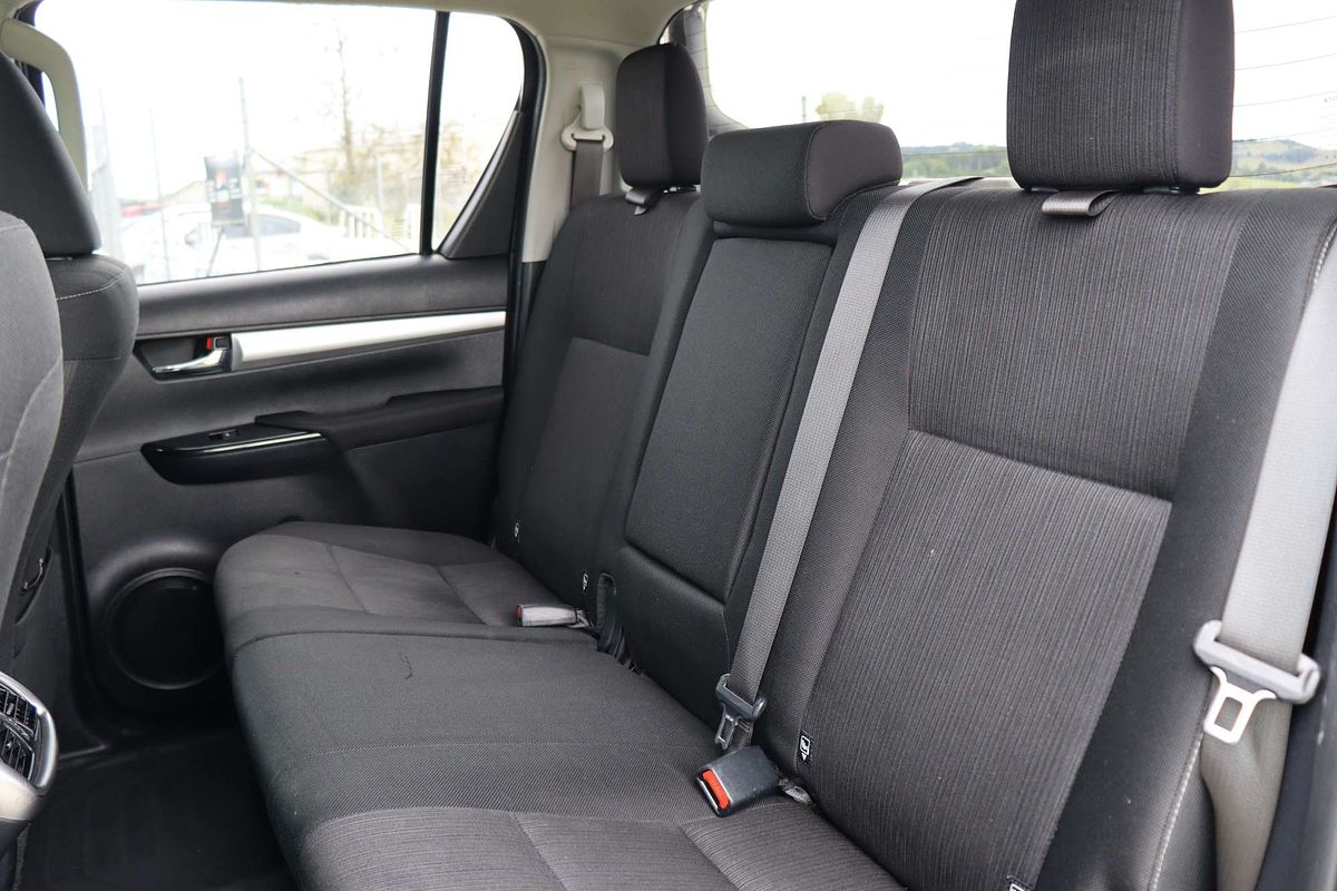 2022 Toyota Hilux SR5 GUN126R 4X4