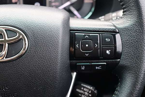 2022 Toyota Hilux SR5 GUN126R 4X4