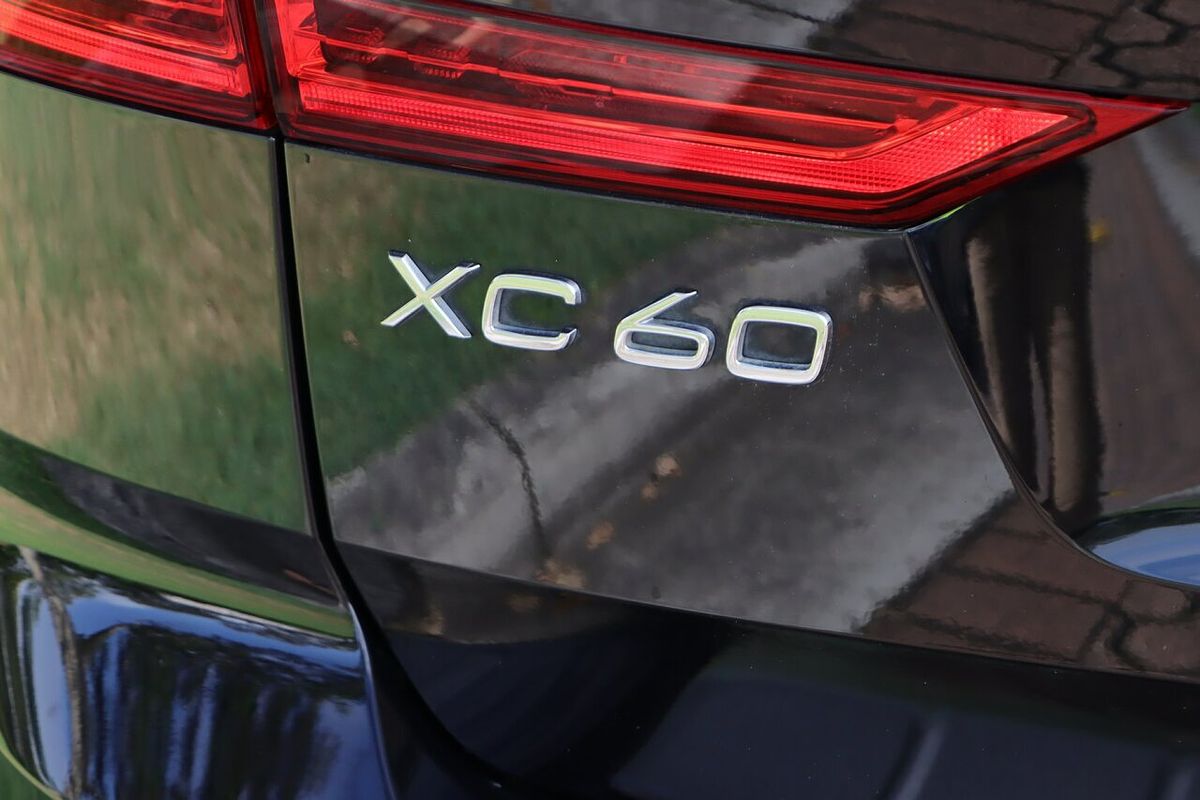 2021 Volvo XC60 T8 Polestar