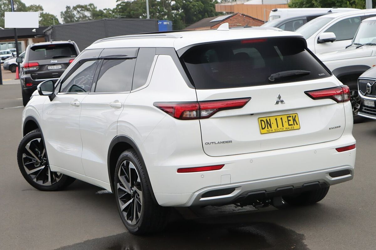 2023 Mitsubishi Outlander Exceed ZM