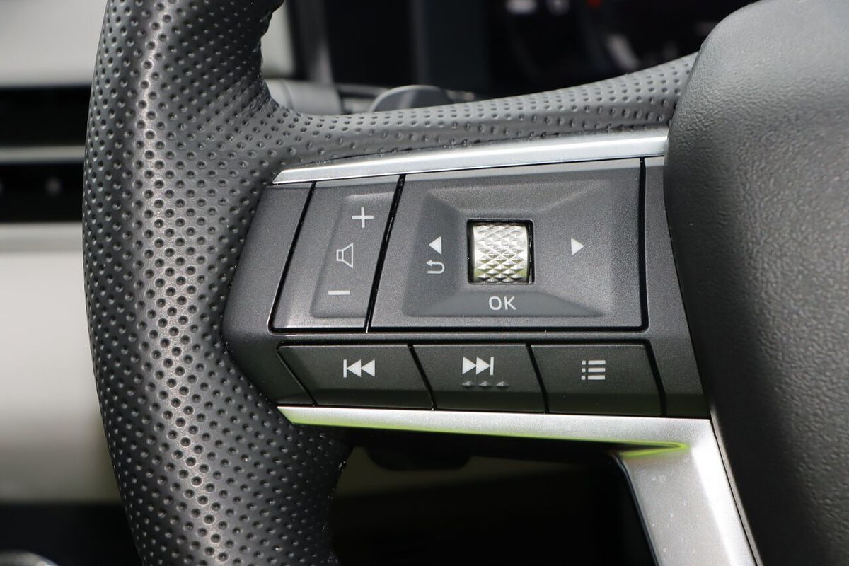 2023 Mitsubishi Outlander Exceed ZM