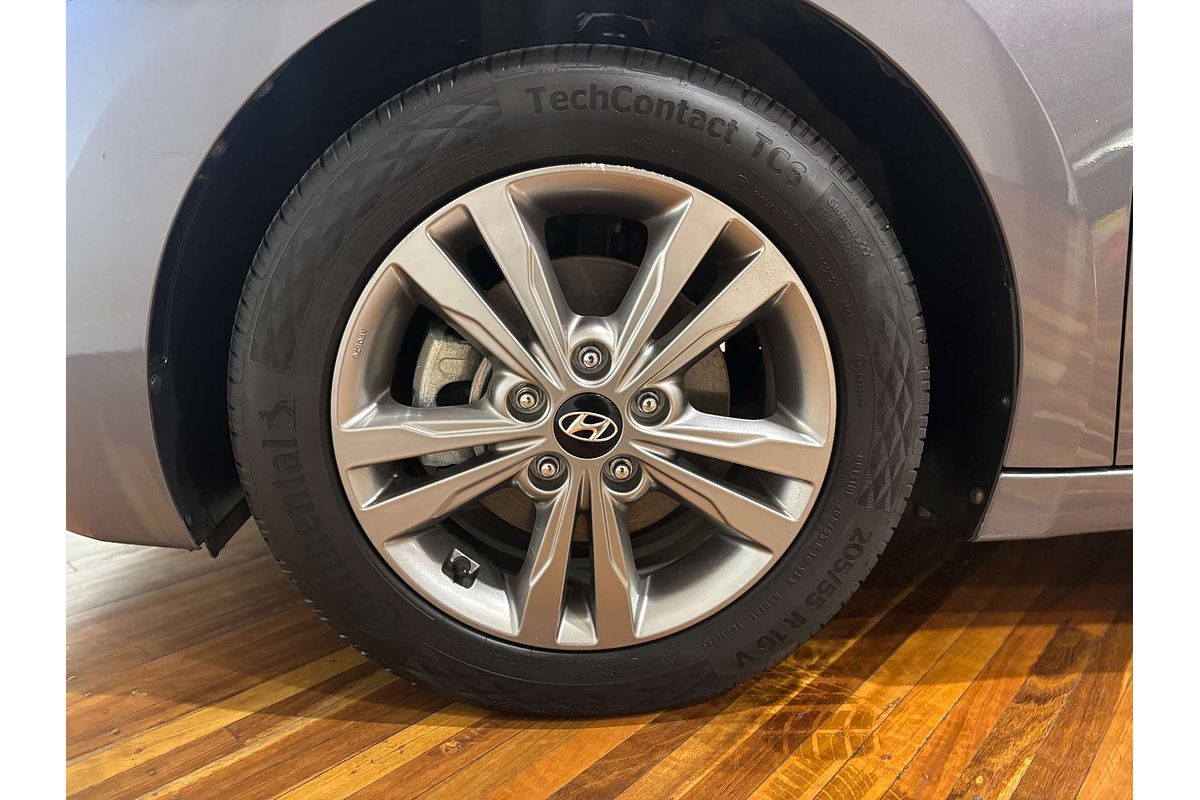 2018 Hyundai Elantra Active AD